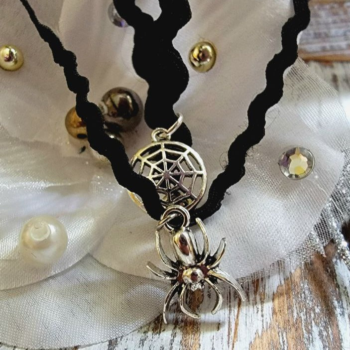 Spider Crawling Into Cobweb Choker, Halloween Must Have Necklace, Macabre Charm, Creepy Chic Accessory, Dark Aesthetic Jewelry, Horror-Themed