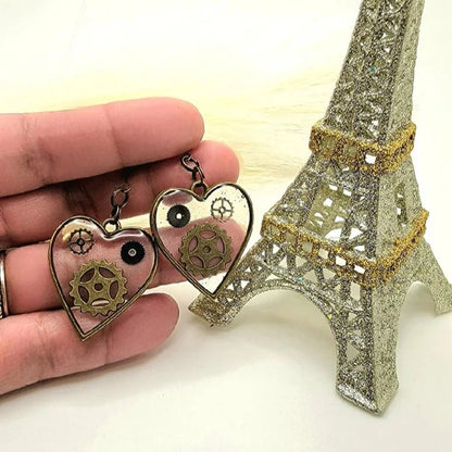 Boucles d’oreilles Steampunk Heart, inspirées de l’ère victorienne, bijoux artistiques de roue et de rouage, accessoire de thème vintage nostalgique, charme intemporel élégant