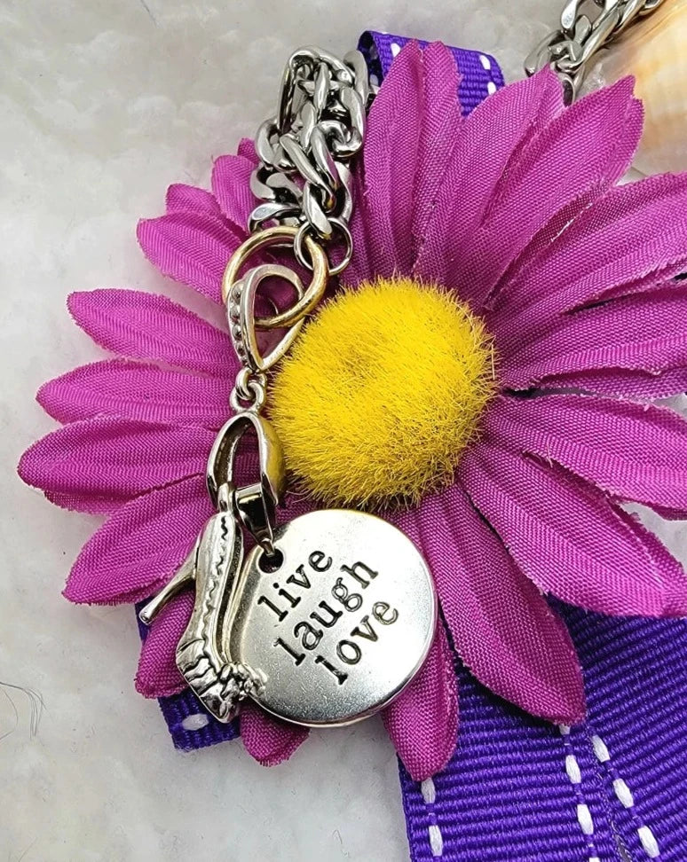 Encanto de tacones de aguja en collar de plata Figaro, Live Love Laugh Inspirational, colgante de tacón alto, joyería motivacional, empoderamiento de las mujeres