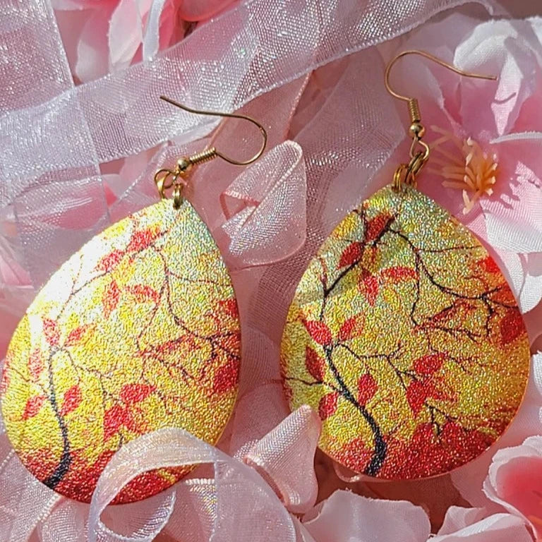 Autumn-Inspired Gold Leaf Teardrop Earring, Fall Color Palette Dangle, Women's Elegant Style Jewelry, Contemporary Style,  Fashion Forward