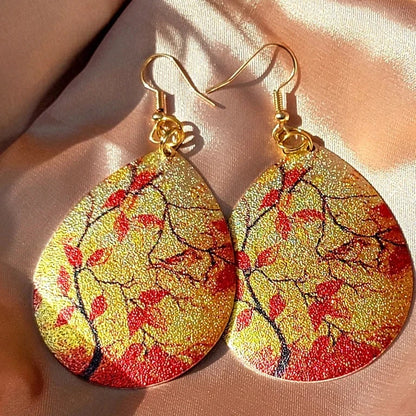 Autumn-Inspired Gold Leaf Teardrop Earring, Fall Color Palette Dangle, Women's Elegant Style Jewelry, Contemporary Style,  Fashion Forward