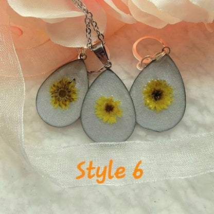 Teardrop Real Flower Necklace and Earrings Set, Pressed Resin Dangle, Real Foliage Jewelry, Unique Nature-Inspired Design, Stainless Steel