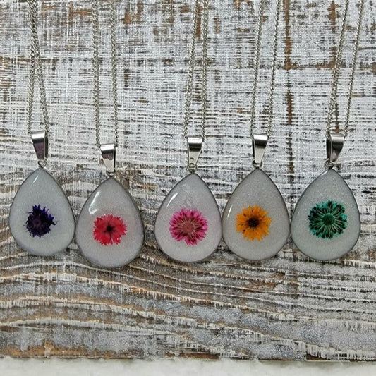 Naturally Pressed Real Flowers Necklace and Earring Set, Teardrop Dried Flower Jewelry Combo, Naturally Preserved Flower Pendants