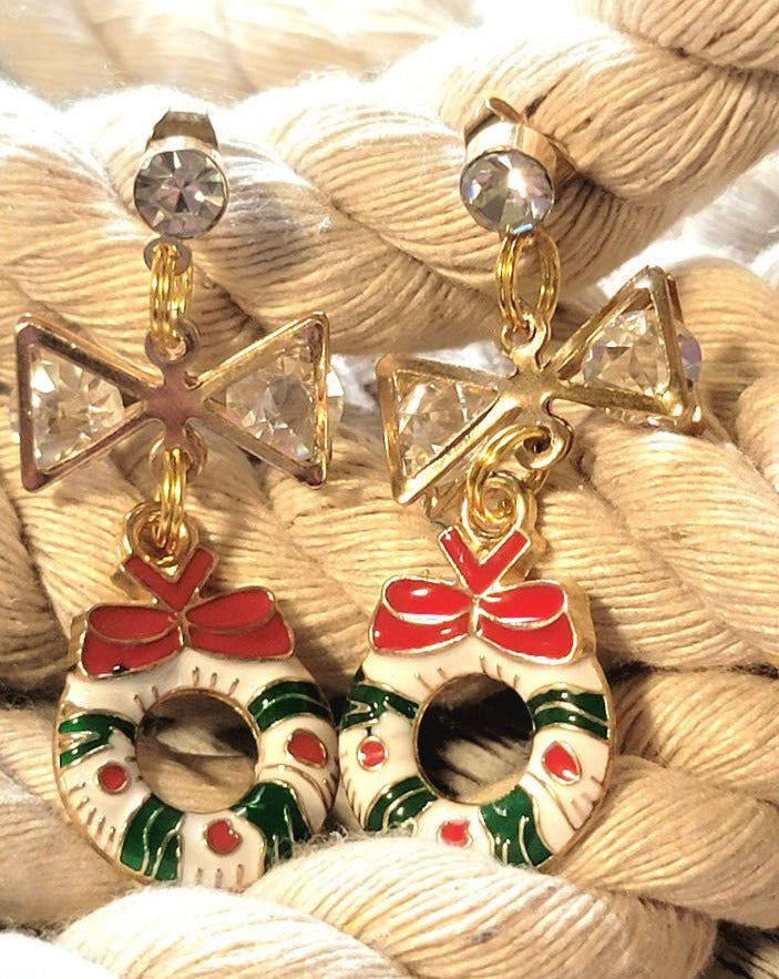 White Christmas Wreath Earrings with Sparkle, Dazzling Holiday Festive Jewelry,  Elegant Yuletide Fashion, Timeless Handcrafted Winter Glam