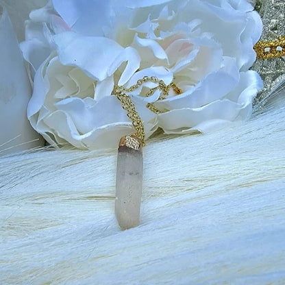 Smokey White Necklace, Elegant Dagger Shaped Crystal Pendant, Minimalist Jewelry for Everyday Wear