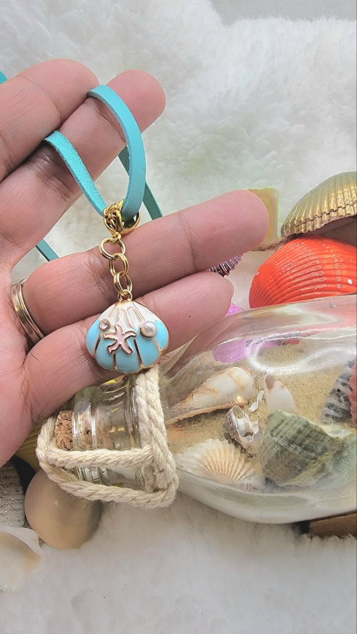 Clamshell & Pearl Choker, Beach-Inspired Jewelry with Starfish, Turquoise Deer Skin Lace Necklace, Elegant Sea-Themed Accessory