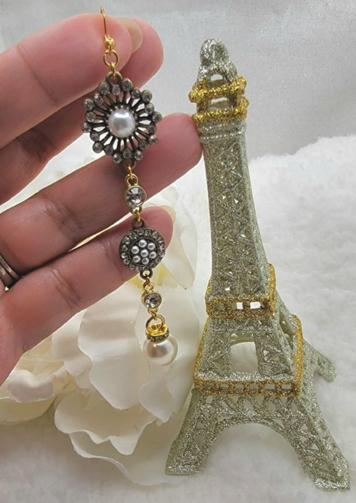 Elegant Cameo & Pearl Earrings, Vintage-Inspired, Timeless Elegance with a Modern Twist